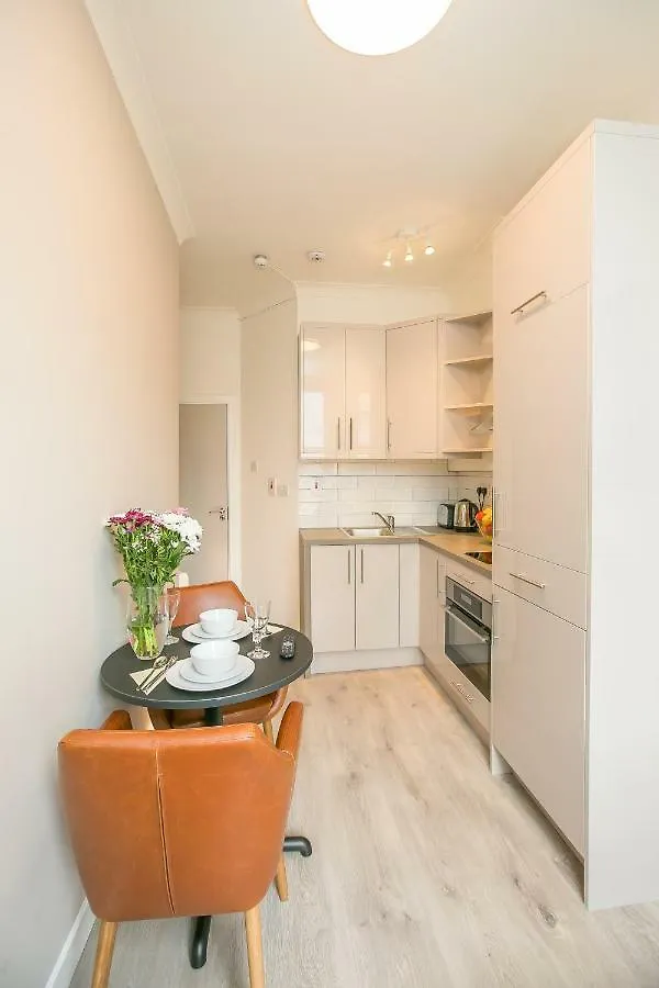 St Stephen'S Green District Apartment Dublin 0*,  Ireland